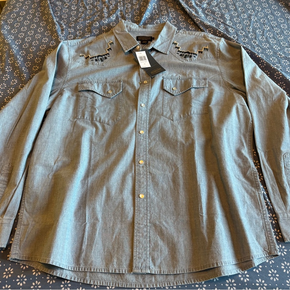 Pendleton Gray Button Down Shirt with Embroidery - image 5